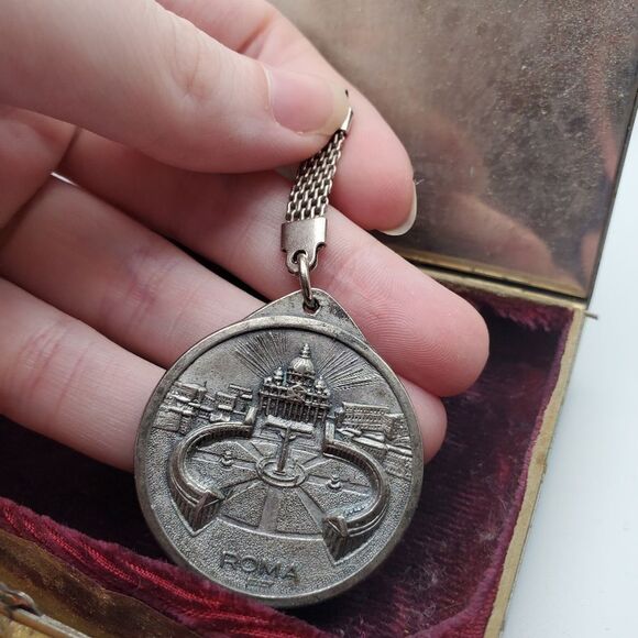 Vatican pope religious trinket rome pendant‎ - Picture 2 of 2